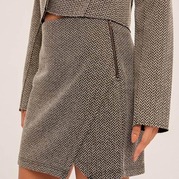 HEM & THREAD Black & White Herringbone Mini Skirt, High-Waist Boutique Skirt - Picture 2 of 5